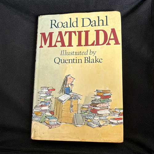 Roald dahl matilda hardcover - dahl,