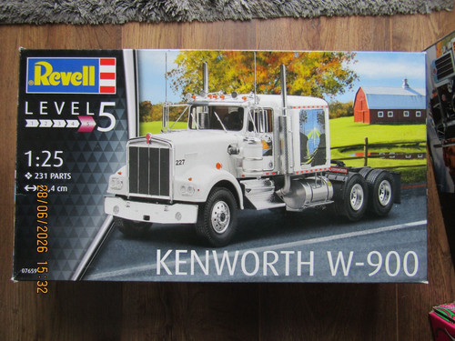 Revell kenworth w900 25 - revell,
