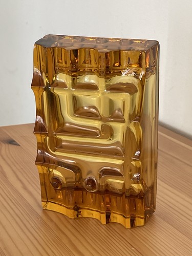 1968 rosice brutalist - 1968, amber