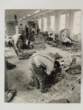 Prisoners Bricklaying Course
