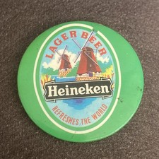 Vintage C1980s HEINEKEN LAGER BEER - REFRESHES THE WORLD - 56mm Button Pin Badge