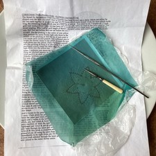 Hole Punch Stiletto Aero 1.00 Crochet Hook Lace Xmas Design Kit Cow Bovine Bone