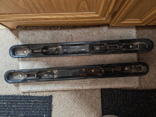 Pair seat rails mercedes - of,