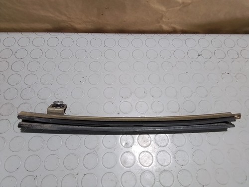 Front left door glass guide - front,