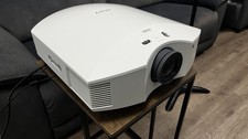 Sony VPL-HW45ES Projector Full