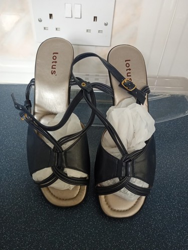 Lotus ladies strappy wedged - ladies,
