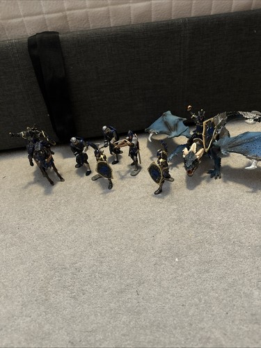 Medieval knight figures - knight,