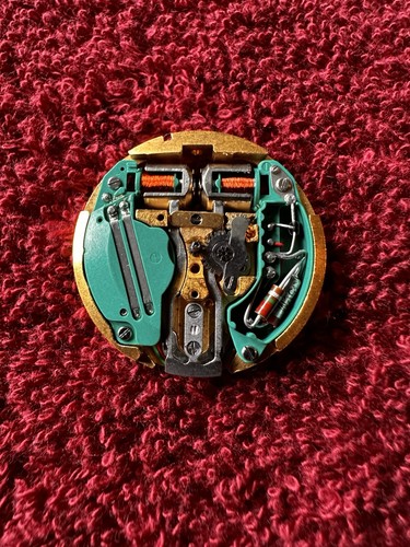 Accutron 214 gold tone - accutron,