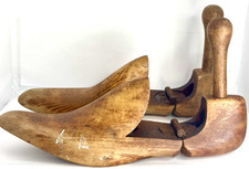 Pair of Early 20th Century Wooden Ladies Shoe Lasts 4/9