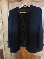 chic black suit (dress ,  jacket) by Louis Feraud. Size 16. Superb.