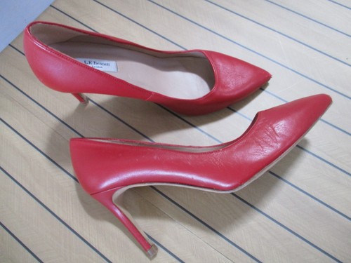 Bennett red leather court - l.k,