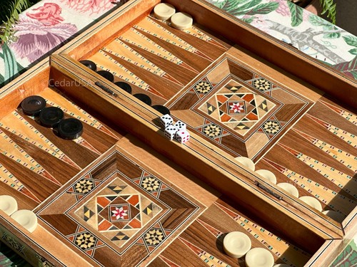 Backgammon board and chess - 16",
