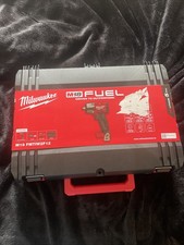 Milwaukee M18FMTIW2F12-502X M18 FUEL 18V 881Nm Impact Wrench Kit