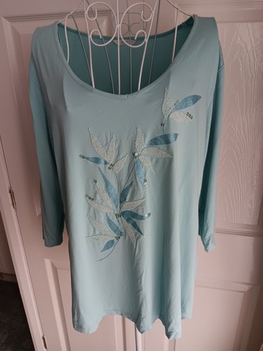 Ladies top size 20 ocean - top,
