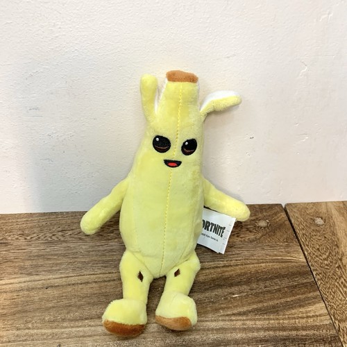 Fortnite peely banana plush - fortnite,