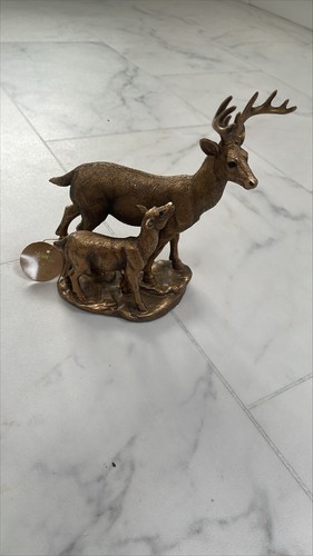 Bronze effect leonardo deer - bronze,