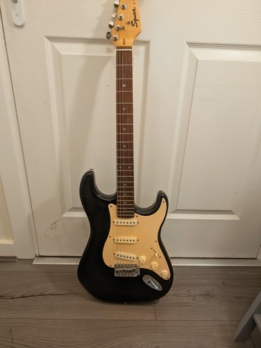 Fender squier stratocaster - squier,