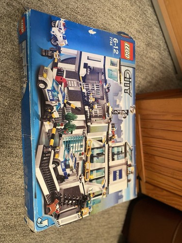 Lego city police headquarters - lego,
