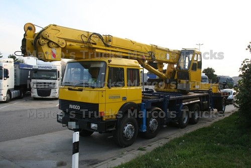 Truck photo iveco crane - iveco,
