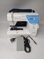 Toyota RS2000 SA105 Sewing Machine with Pedal *Working*