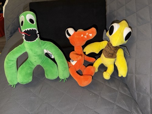 Rainbow friends plush - rainbow,