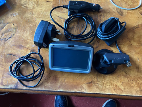 Tom 710 satnav - go,