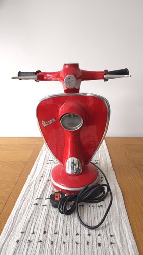 Vtg retro red - red, vespa