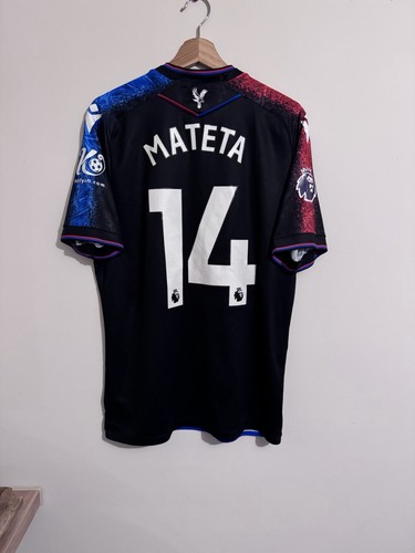 Crystal palace third - crystal,