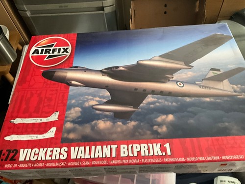 Airfix a11001a vickers - airfix, valiant