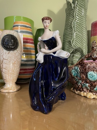 Vintage 1940s royal dux - vintage,