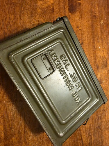 Ww2 crown metal army box - ww2,