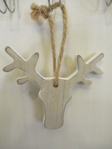 Lovely wood hanging stag - , head