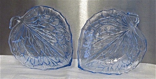 Bagley blue glass leaf - blue,