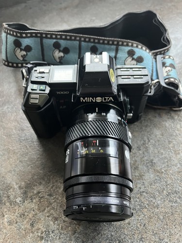 Minolta 7000 35mm slr with - 7000,