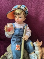 Paintbox Poppets, A Good Catch