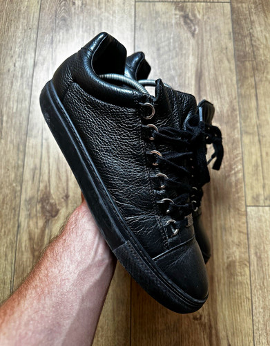 Balenciaga black leather - balenciaga,