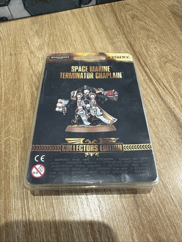 Warhammer 40k space marine - warhammer,