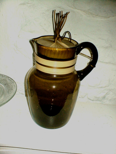 Vtg retro unusual hand - unusual, blown