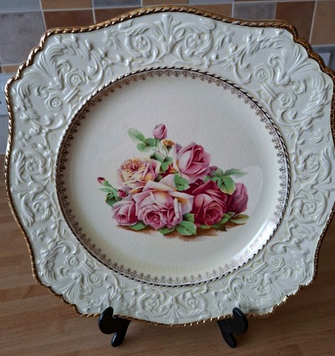Very large vintage royal - vintage,