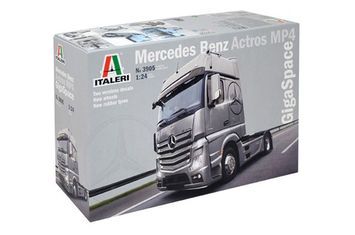 Scale italeri mercedes - 1:24,