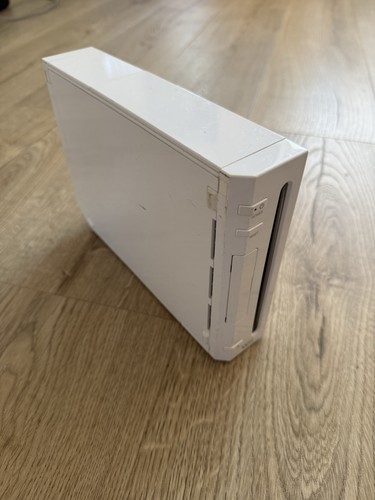 Nintendo wii console - console, white