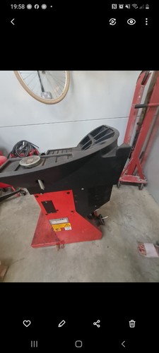Wheel balancer - wheel,