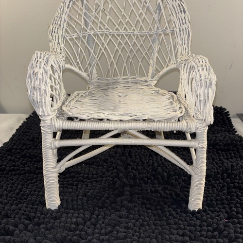 Wicker rattan vintage white - vintage,
