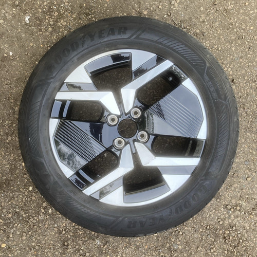 Peugeot 2008 mk2 p24e line - 2008,