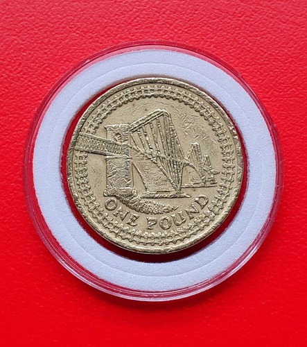 2004 old round one pound - one,