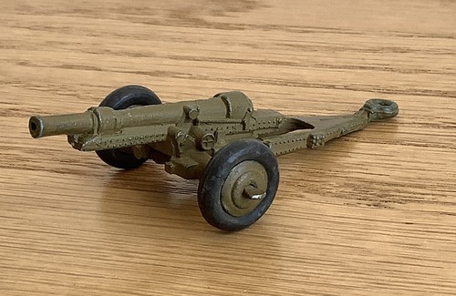 Vintage dinky toy field - field,
