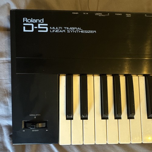 Roland digital keyboard - roland, d-5