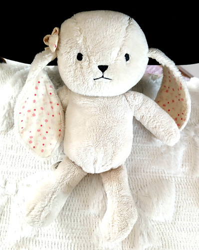 Vintage bunny rabbit cream - vintage,