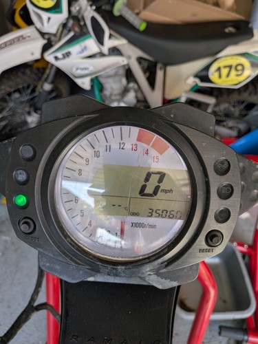 Kawasaki zx10r 2006 clocks - kawasaki,