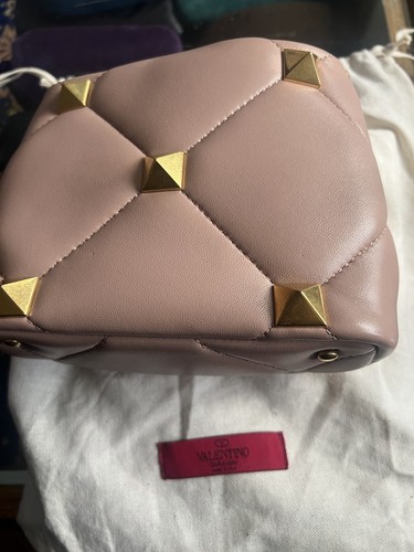 Valentino garavani studded - valentino,